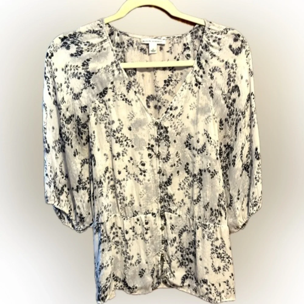 Banana Republic SILK Blouse Sz S Chic Coquette Versatile Feminine Boho